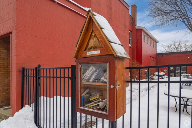 The Silver Creek Square in the heart of Hanover has a free to use public little library.