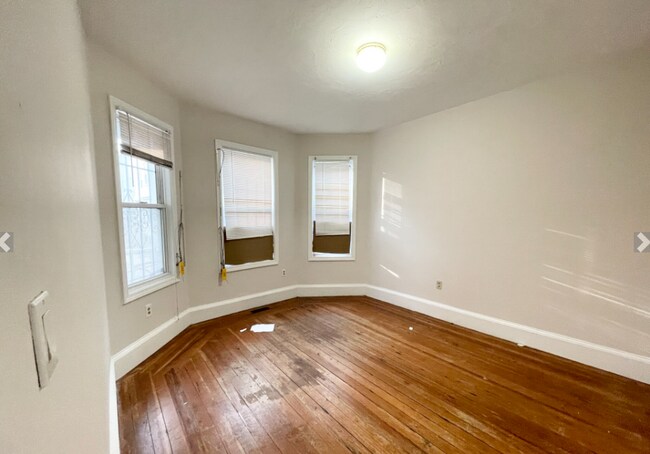 733 Parker St unit 1, Roxbury Crossing, MA 02120 - photo 3