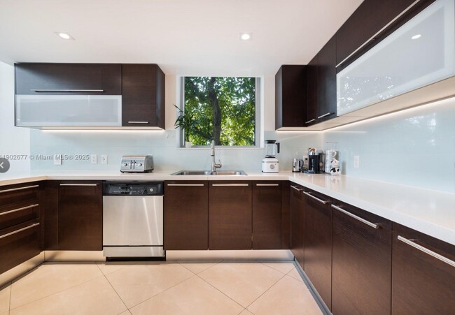 7928 East Dr unit 106, North Bay Village, FL 33141 - photo 6