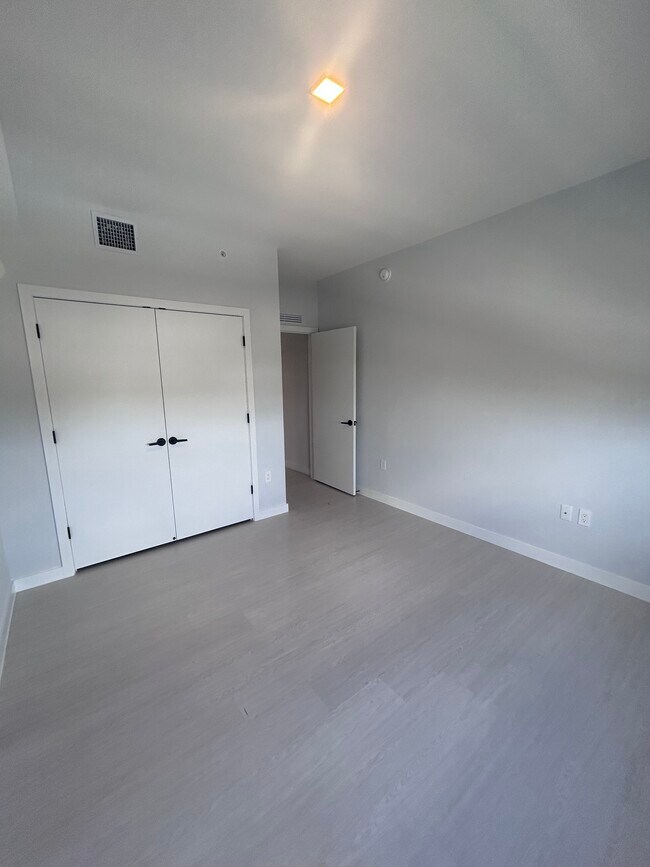 110 NW 14th Ave unit B5, Dania, FL 33004 - photo 7