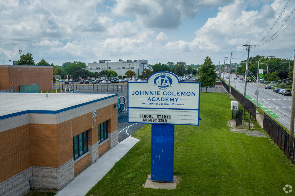 Johnnie Colemon Elementary Academy is located in the West Pullman neighborhood of Chicago, IL.