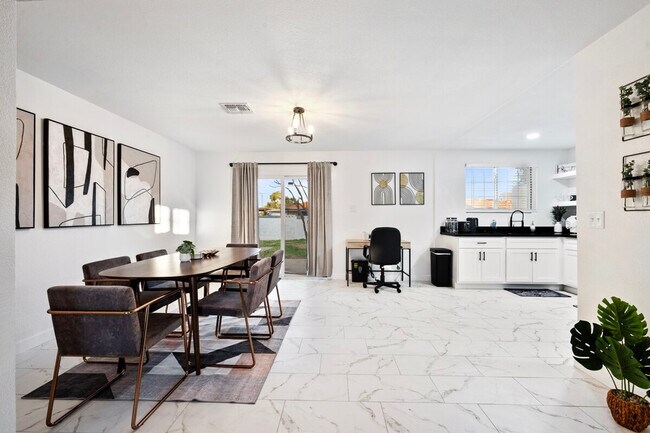 3023 N 40th Ln unit ID1244329P, Phoenix, AZ 85019 - photo 3