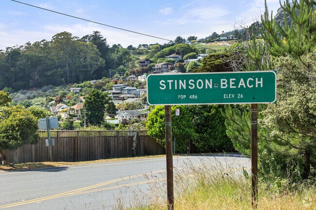 Stinson Beach is a small but beautiful Coastal town along the western coast of Marin County.