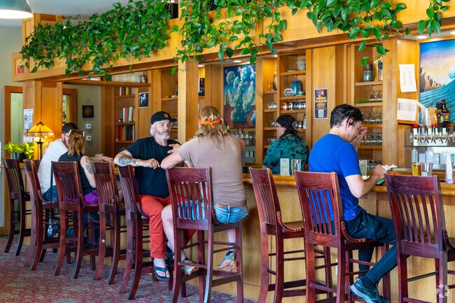 Meet friends for dinner and drinks at Longs Peak Pub & Taphouse near Loomiller.