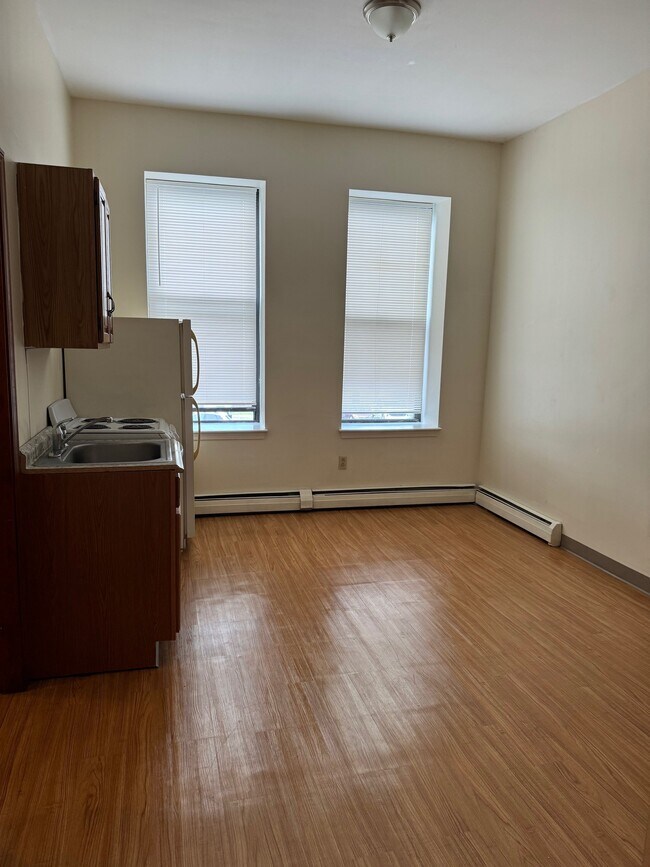 12 Miles St unit 3, Greenfield, MA 01301 - photo 7