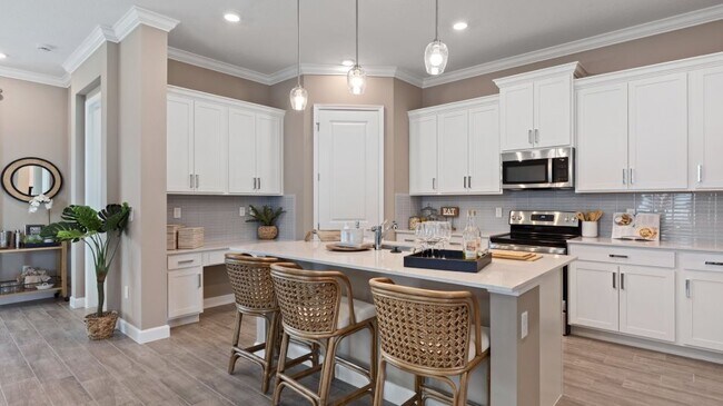 944 Veronese Place NW, Palm Bay, FL 32907 - photo 2