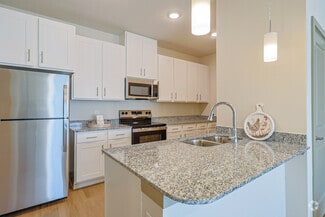 691 Union Chapel Rd, Cedar Creek, TX 78612
