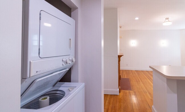 21 Westbourne Terrace unit 3, Brookline, MA 02446 - photo 2