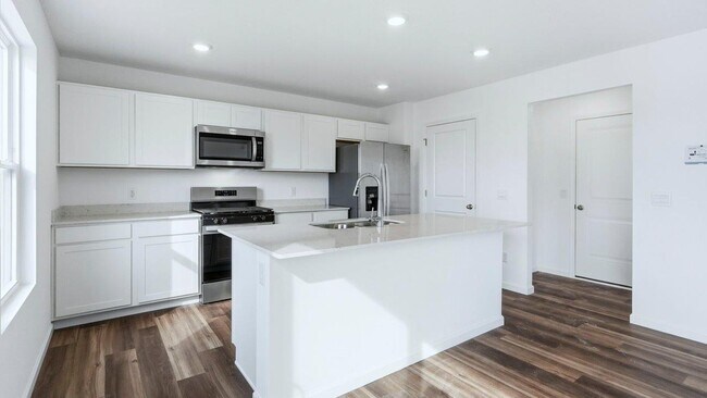 5639 Tranquilo Way, Fort Wayne, IN 46818 - photo 7