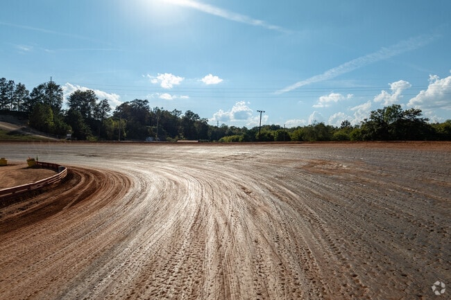 Alabama Motor Speedway is a short drive from Ladonia