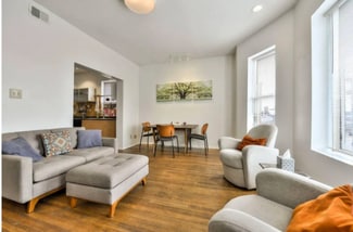 404 W 17 St, Kansas City, MO 64108