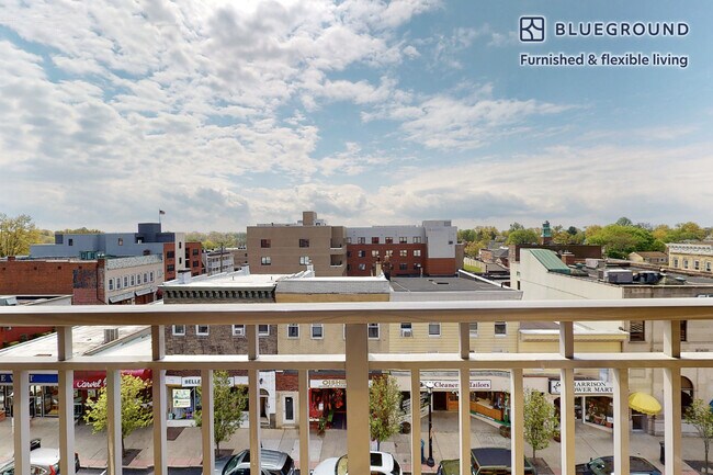 332 Halstead Ave unit FL4-ID1045A, Harrison, NY 10528 - photo 4