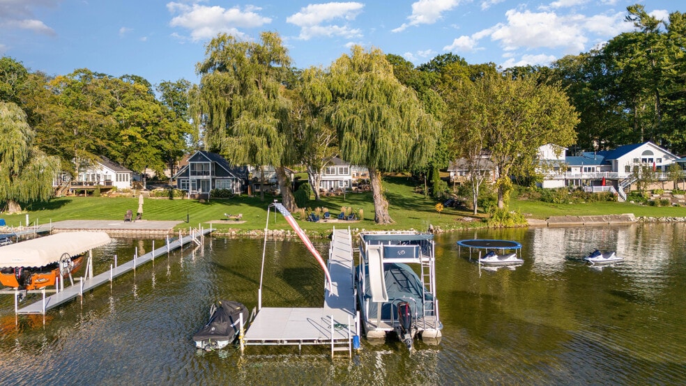 15305 Silver Beach Dr, Gowen, MI 49326 - photo 1