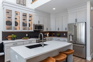 6981 S Static Peak Dr Unit 36457495, West Jordan, UT 84081