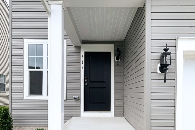 316 E Appleby Ave, Cambridge, MD 21613 - photo 2