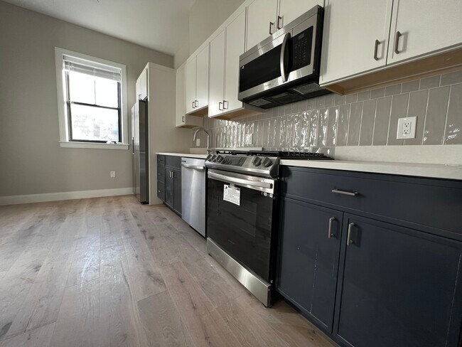 11 Bagnal St unit 204, Allston, MA 02134 - photo 4