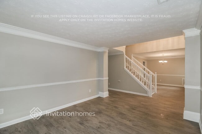 5390 Wellborn Creek Dr, Lithonia, GA 30058 - photo 7