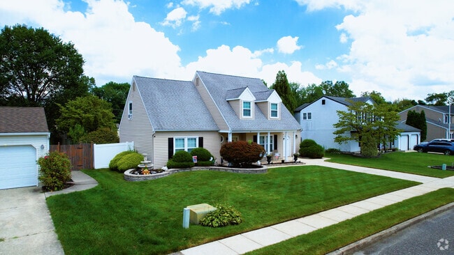 Neighborhood_GlouchesterTownship_final_100523
