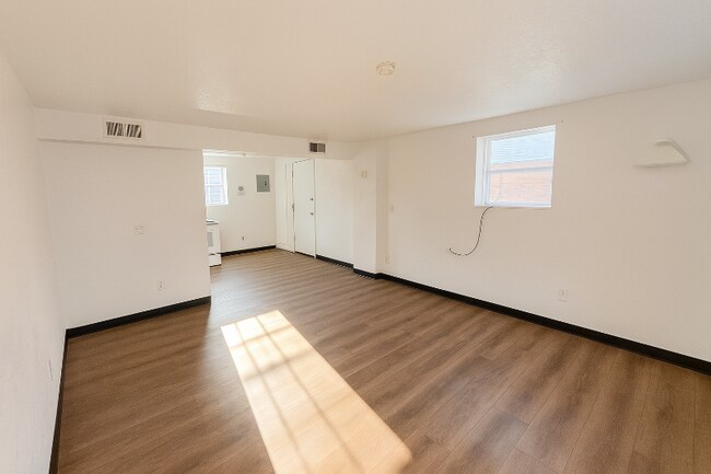 126 Reed St unit 2, Toledo, OH 43605 - photo 5