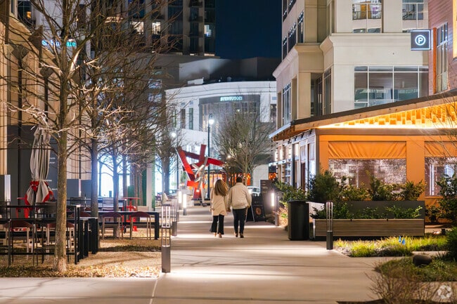 Buckhead Plaza One offers a thrilling line-up of some of the city's best in Peachtree Park.