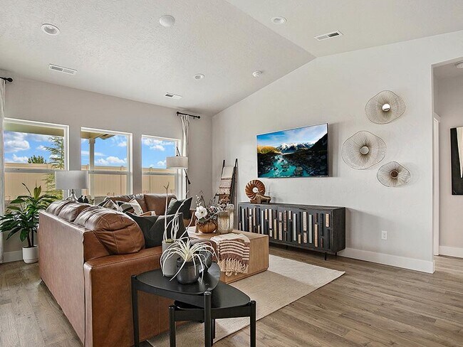 2306 E Locust Ln unit 36641060, Nampa, ID 83686 - photo 6