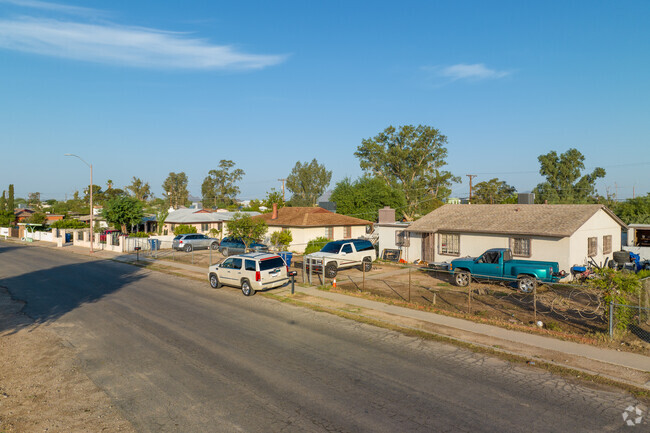 Homes in Western Hills are on small lots.