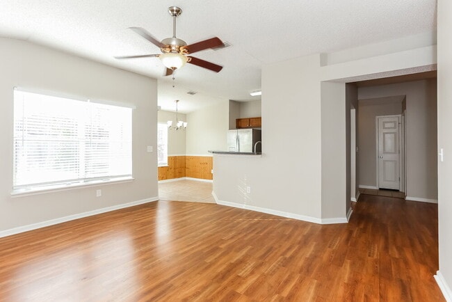 12327 Sondra Cove Ct, Jacksonville, FL 32225 - photo 7