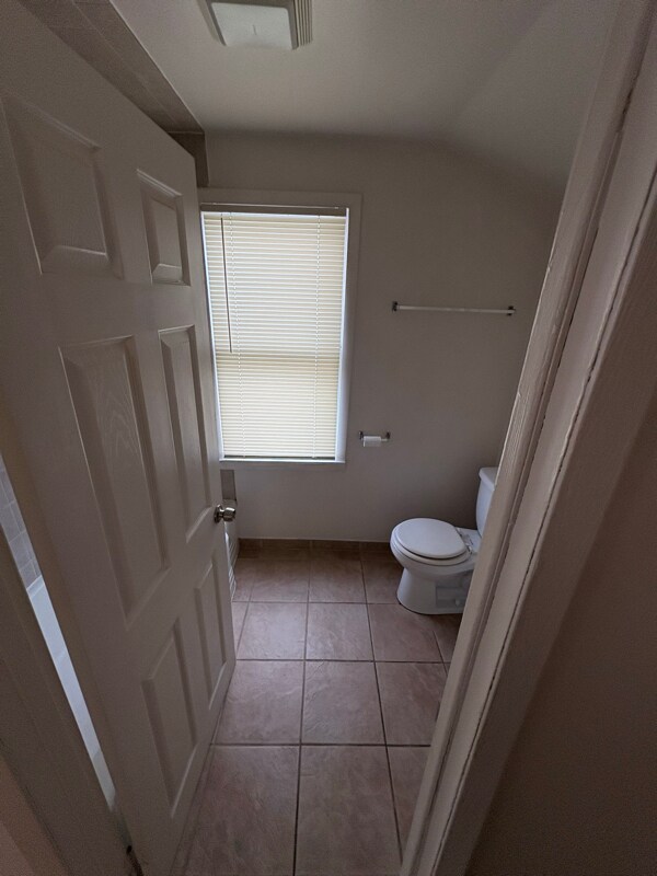 6137 N 35th St, Milwaukee, WI 53209 - photo 5