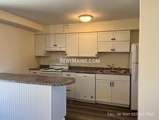 15 Burleigh Rd Unit 8, Bangor, ME 04401