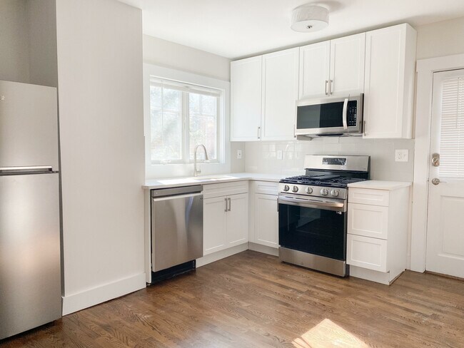 72 Beacon St unit 1, Somerville, MA 02143 - photo 2
