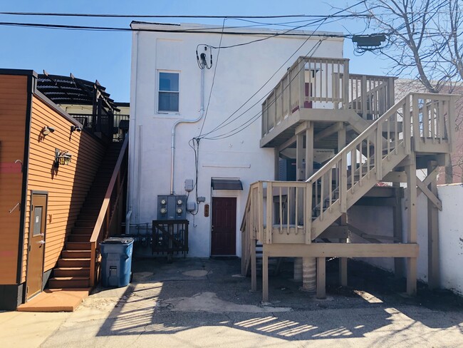 640 S Main St unit 3, Princeton, IL 61356 - photo 3