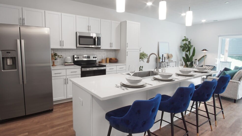 Ravello 192 & Ravello ll, Elkhorn, NE 68022 - photo 1