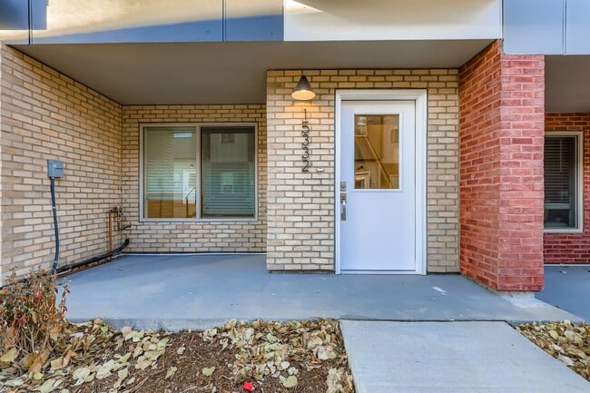 15332 W 69th Place, Arvada, CO 80007 - photo 2