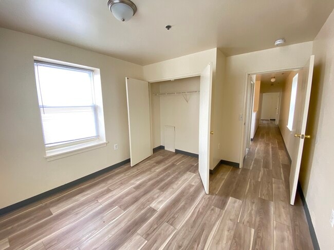 4046 Ogden St unit C, Philadelphia, PA 19104 - photo 5