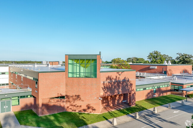Dartmouth Middle School was given an A+ rating by Niche in the teacher's category.