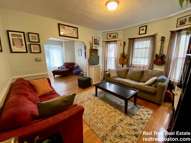 79 Wareham St, Medford, MA 02155 - photo 4