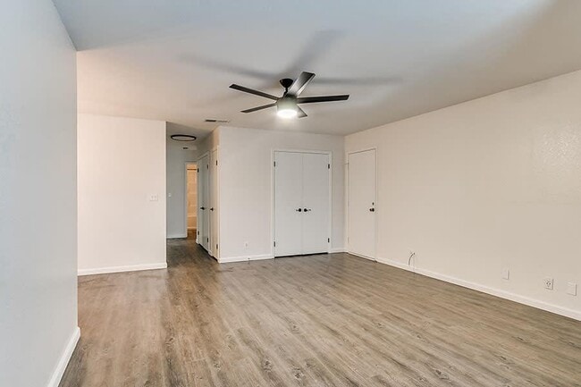 Hearthstone Homes - Moore, Moore, OK 73160 - photo 2