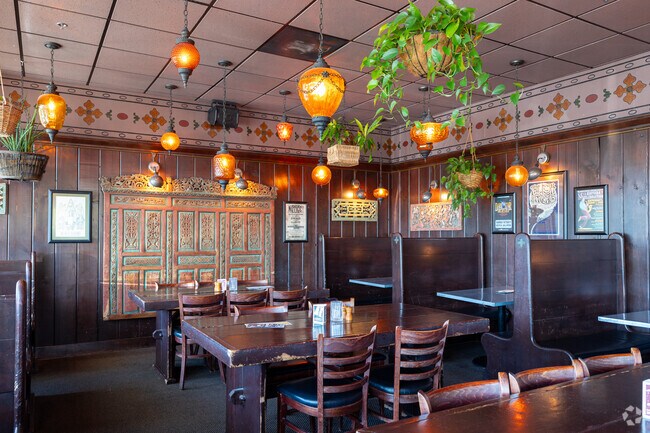 McMenamins delivers a pub-style dining experience close to Parkway East.
