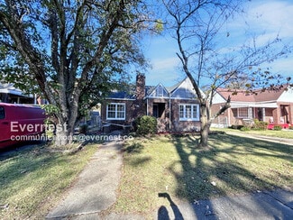 1828 St Charles Ct SW, Birmingham, AL 35211