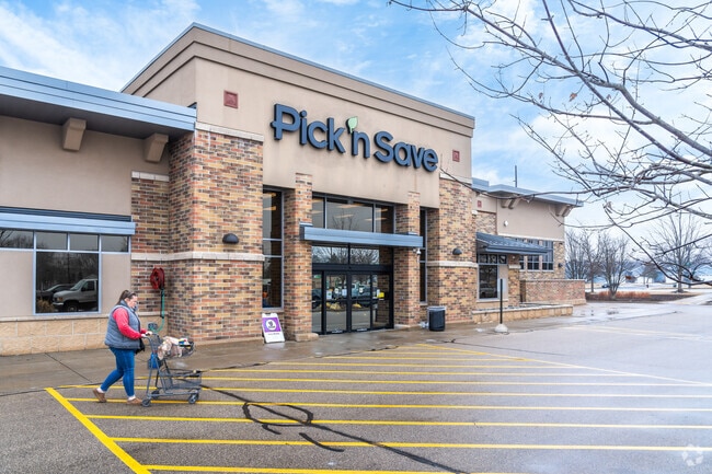 Pick'n Save offers Meadow Crossing residents a wide selection of grocery items.