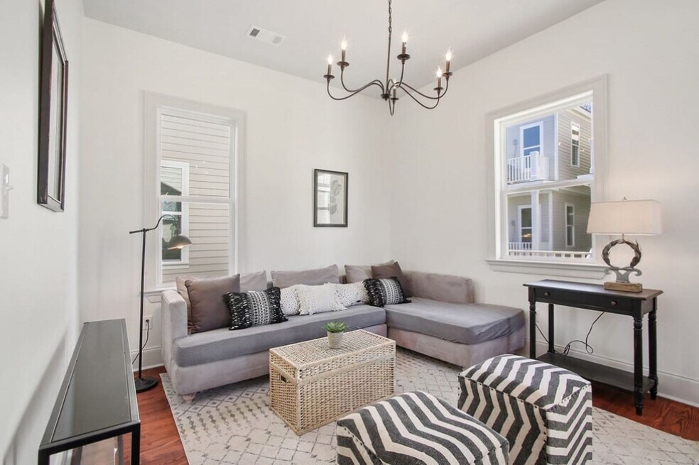 2209 Louisiana Ave unit ID1225795P, New Orleans, LA 70115 - photo 1