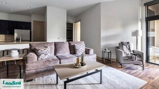 2626 Fountain View Dr Unit 1-321, Houston, TX 77057