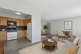 1700 Street Rd, Warrington, PA 18976