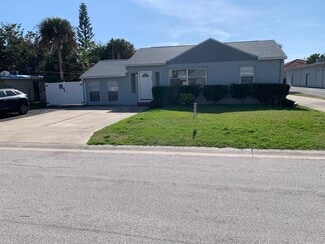 66 Lucky Dr, Ormond Beach, FL 32176