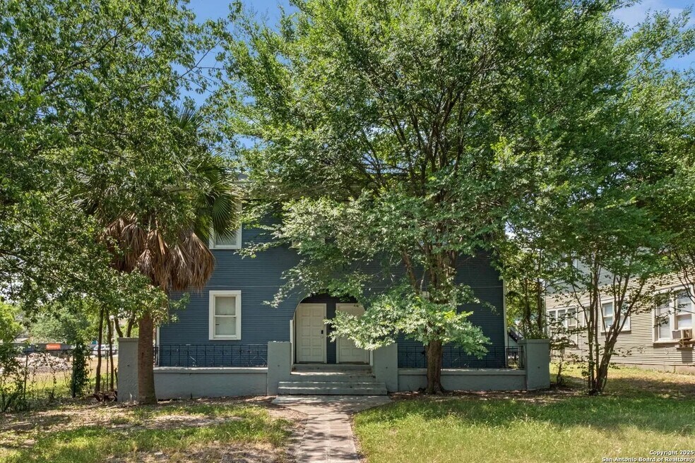 402 E Dewey Place unit 101, San Antonio, TX 78212 - photo 1