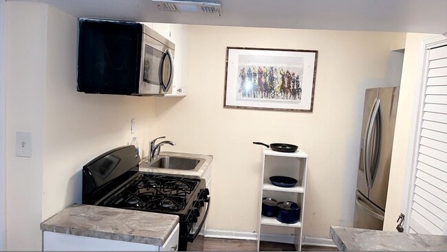 1624 S Throop St, Chicago, IL 60608 - photo 6