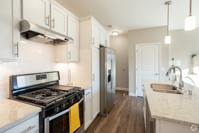 Aletha B. Phipps Apartments 55 and Over, Livonia, MI 48154 - photo 7