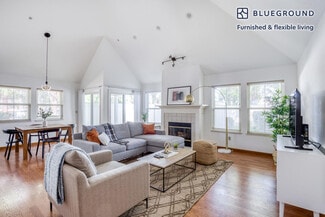 1000 Stern Ln, Foster City, CA 94404