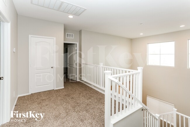 10552 Mt Blackburn Ave, Las Vegas, NV 89166 - photo 6