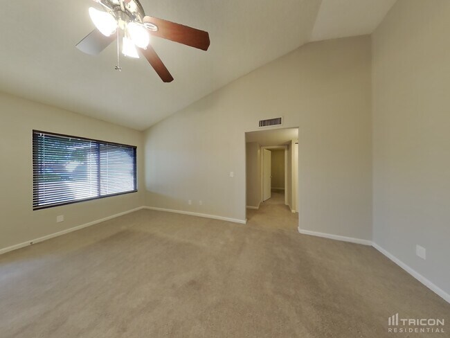 669 W Barrow Dr, Chandler, AZ 85225 - photo 3